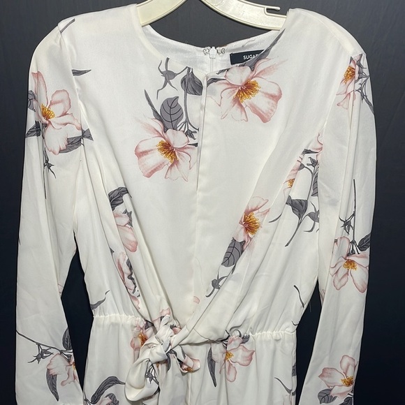 SUGAR LIPS summer long sleeve bow + tie ivory romper in women’s size XS - Picture 4 of 11